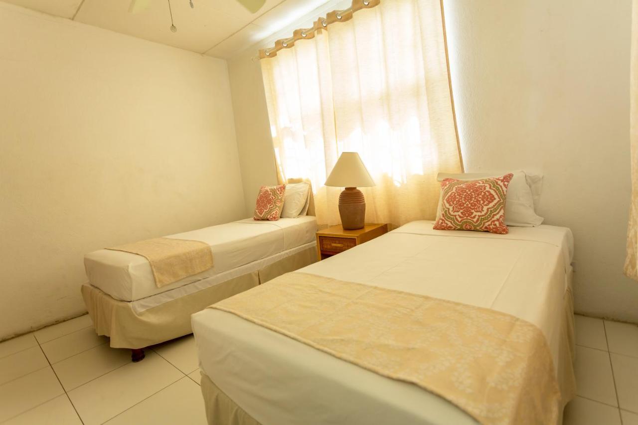 Adulo Apartments Bridgetown Exteriér fotografie