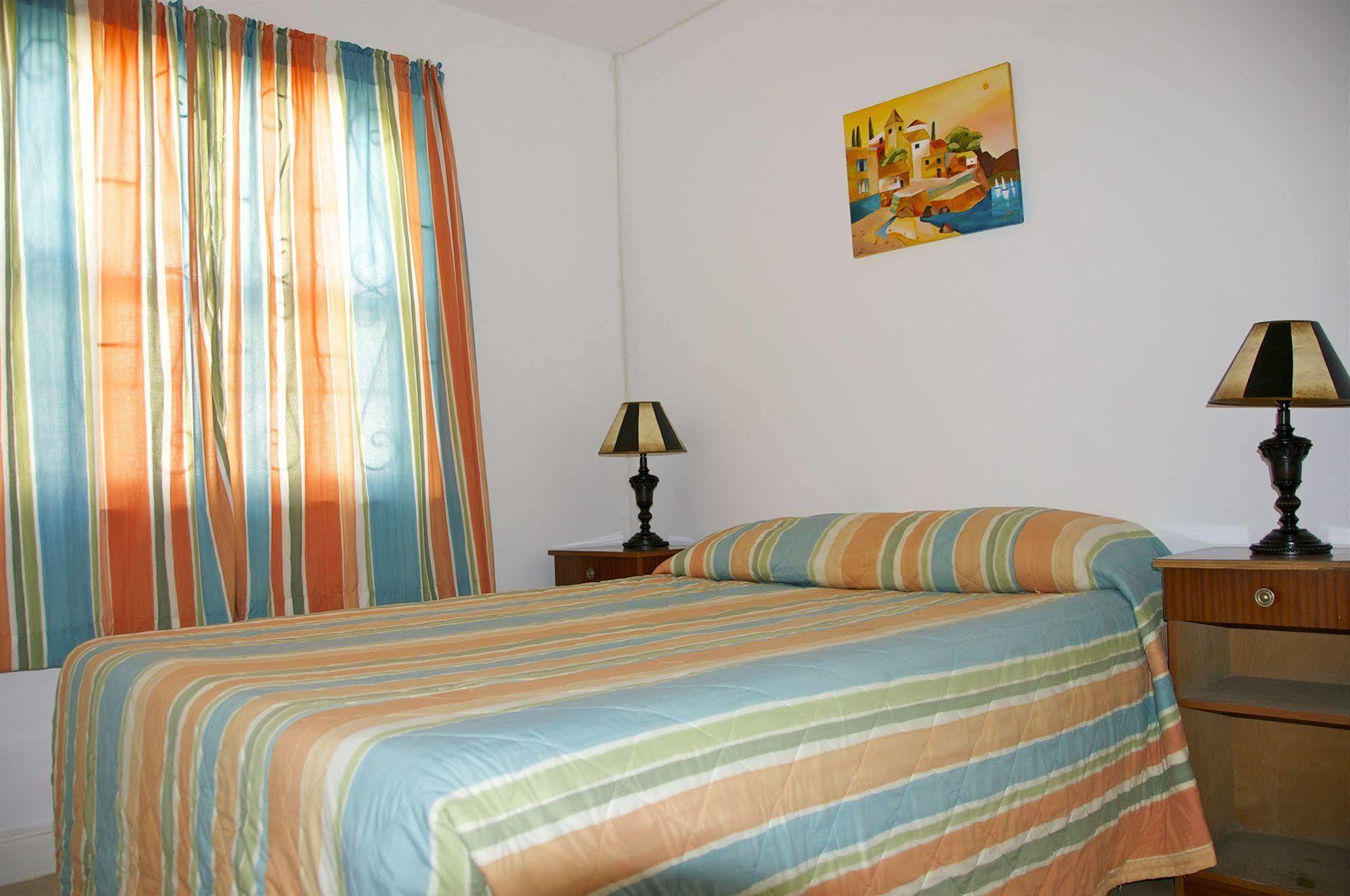 Adulo Apartments Bridgetown Exteriér fotografie