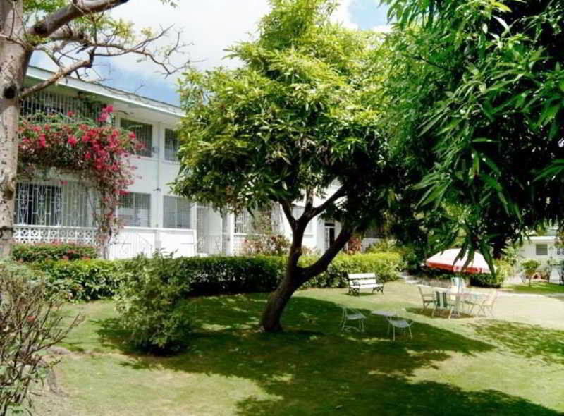 Adulo Apartments Bridgetown Exteriér fotografie